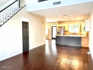 Photo #6: 6354965 Listing