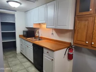 Photo #3: 6355052 Listing 