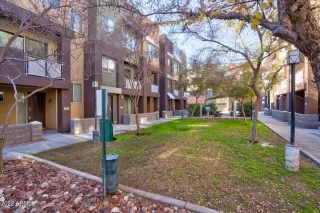 Photo #2: 6355180 Listing