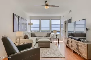 Photo #2: 6355244 Listing