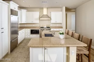 Photo #6: 6355281 Listing 