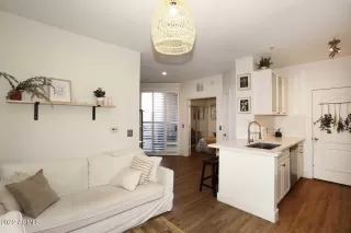 Photo #5: 6355283 Listing 