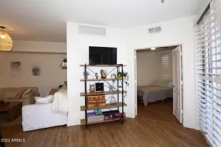 Photo #6: 6355283 Listing 