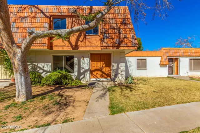 MLS: 6355741 Condo For Sale