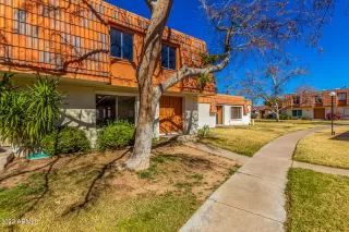 Photo #1: 6355741 Listing 