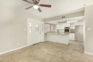 Photo #5: 6355741 Listing 