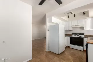 Photo #4: 6355793 Listing 