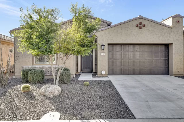 MLS: 6355842 Condo For Sale