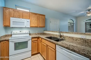 Photo #6: 6355986 Listing 