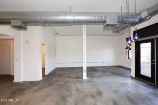 Photo #6: 6356083 Listing