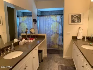 Photo #5: 6356589 Listing