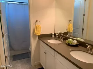 Photo #6: 6356589 Listing