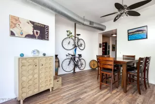 Photo #5: 6356702 Listing