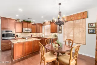 Photo #2: 6356794 Listing 