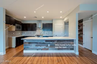 Photo #3: 6356841 Listing