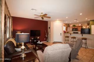 Photo #3: 6356859 Listing