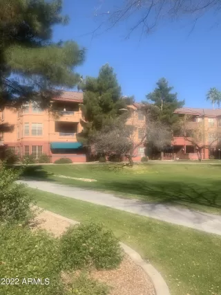 Photo #3: 6356894 Listing