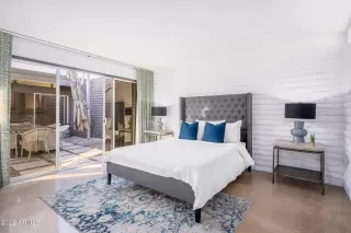 Photo #3: 6356982 Listing