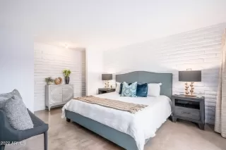 Photo #5: 6356982 Listing