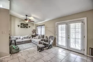 Photo #6: 6357021 Listing 