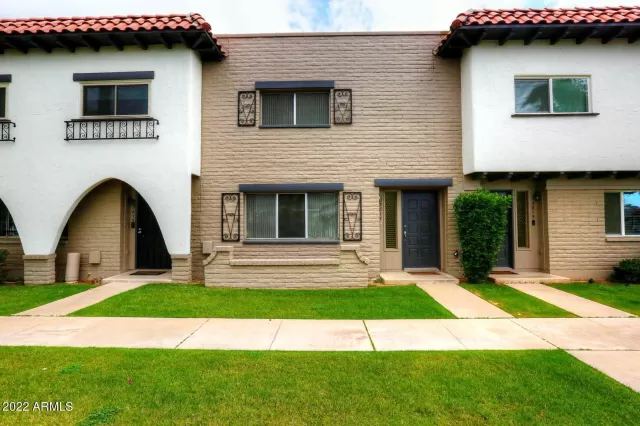 MLS: 6357077 Condo For Sale