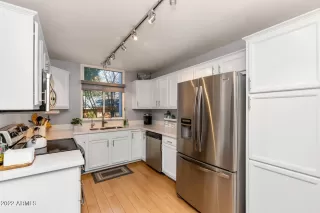 Photo #2: 6357093 Listing