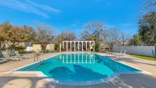 Photo #6: 6357093 Listing