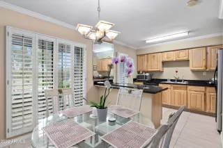 Photo #6: 6357153 Listing