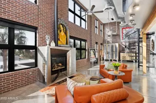 Photo #1: 6357180 Listing