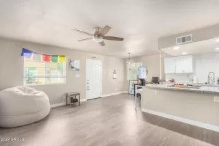 Photo #5: 6357489 Listing 