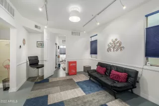 Photo #4: 6357594 Listing