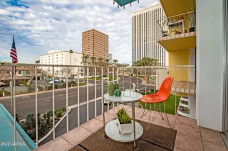 Photo #5: 6357808 Listing