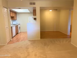 Photo #2: 6357949 Listing