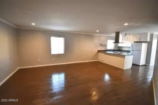 Photo #4: 6357958 Listing