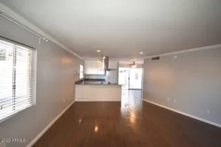 Photo #5: 6357958 Listing