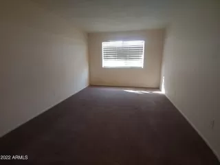 Photo #6: 6358064 Listing