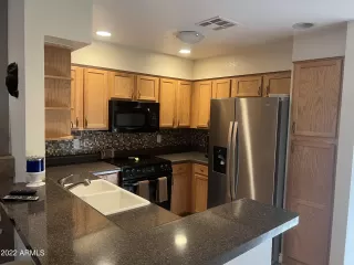 Photo #5: 6358136 Listing 