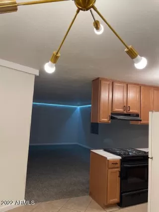 Photo #5: 6358320 Listing