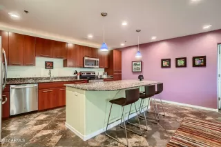 Photo #6: 6358338 Listing 