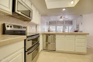 Photo #2: 6358344 Listing