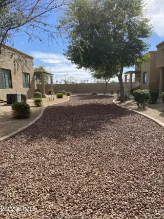 Photo #5: 6358350 Listing