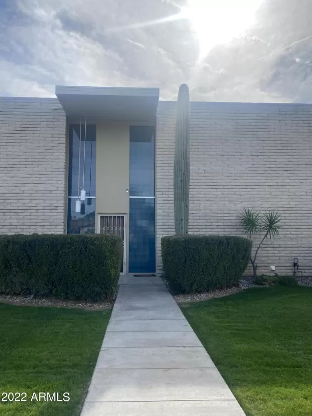 MLS: 6358947 Condo For Sale