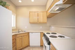 Photo #5: 6358975 Listing 