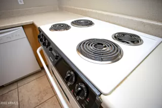 Photo #6: 6358975 Listing 