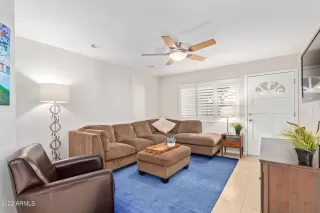 Photo #4: 6359207 Listing