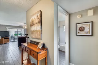 Photo #2: 6359383 Listing 