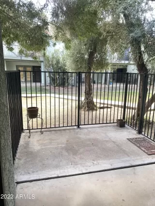 Photo #4: 6359430 Listing