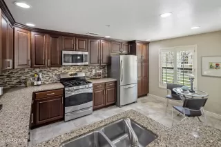 Photo #3: 6359609 Listing