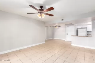 Photo #4: 6359634 Listing