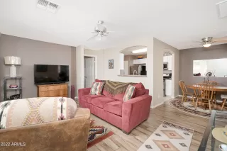 Photo #3: 6359703 Listing 